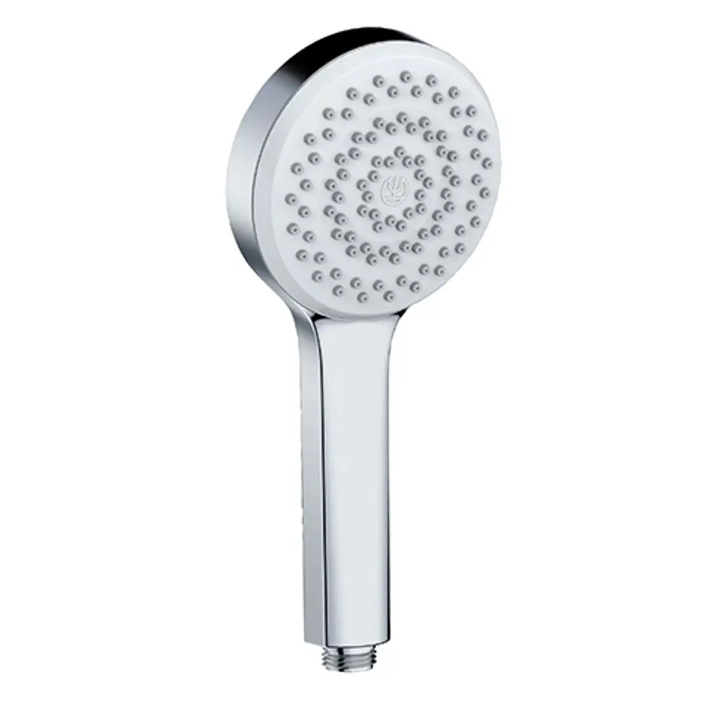 Handbrause aus verchromtem Material mit runder Kopfplatte und mehreren Wasserstrahlöffnungen, hergestellt von Kludi. Ideal für die Verwendung in Duschbereichen.